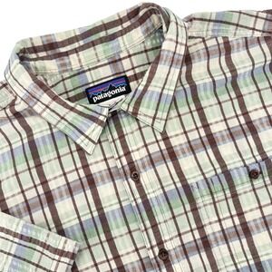 Patagonia Men's Plaid Short Sleeve Button Up Shirt‎ XL Organic Cotton Blend